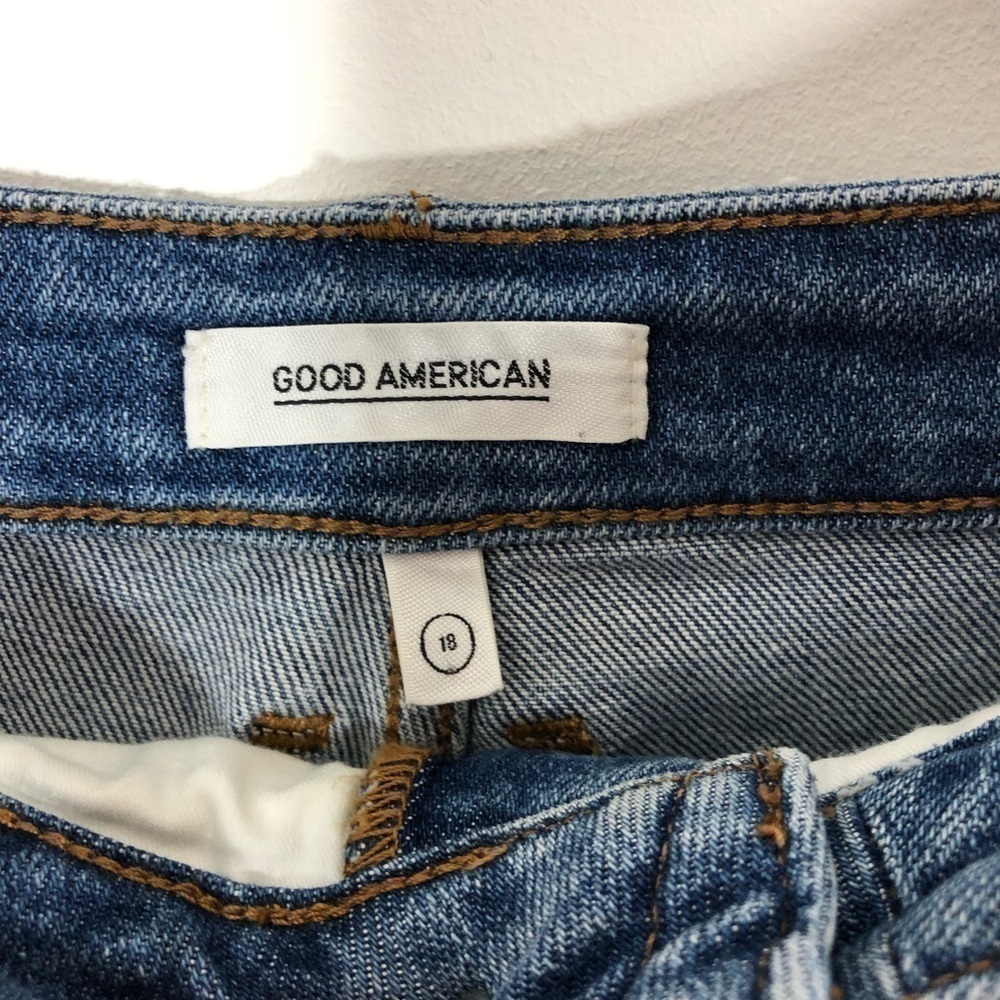 Good American Blue Cut Off Jean Denim Frayed Shorts 18 - Picture 10 of 12